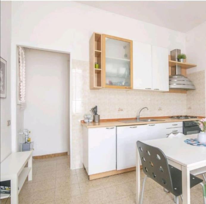 2 Bedrooms Apartment Near Metro M1 Marelli 17Min From Duomo Sesto San Giovanni Bagian luar foto